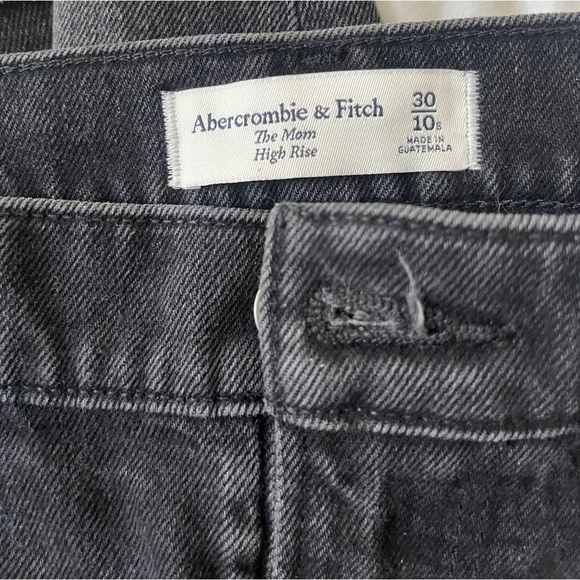 Line Detail-Abercrombie Jeans - Picture 3 of 3